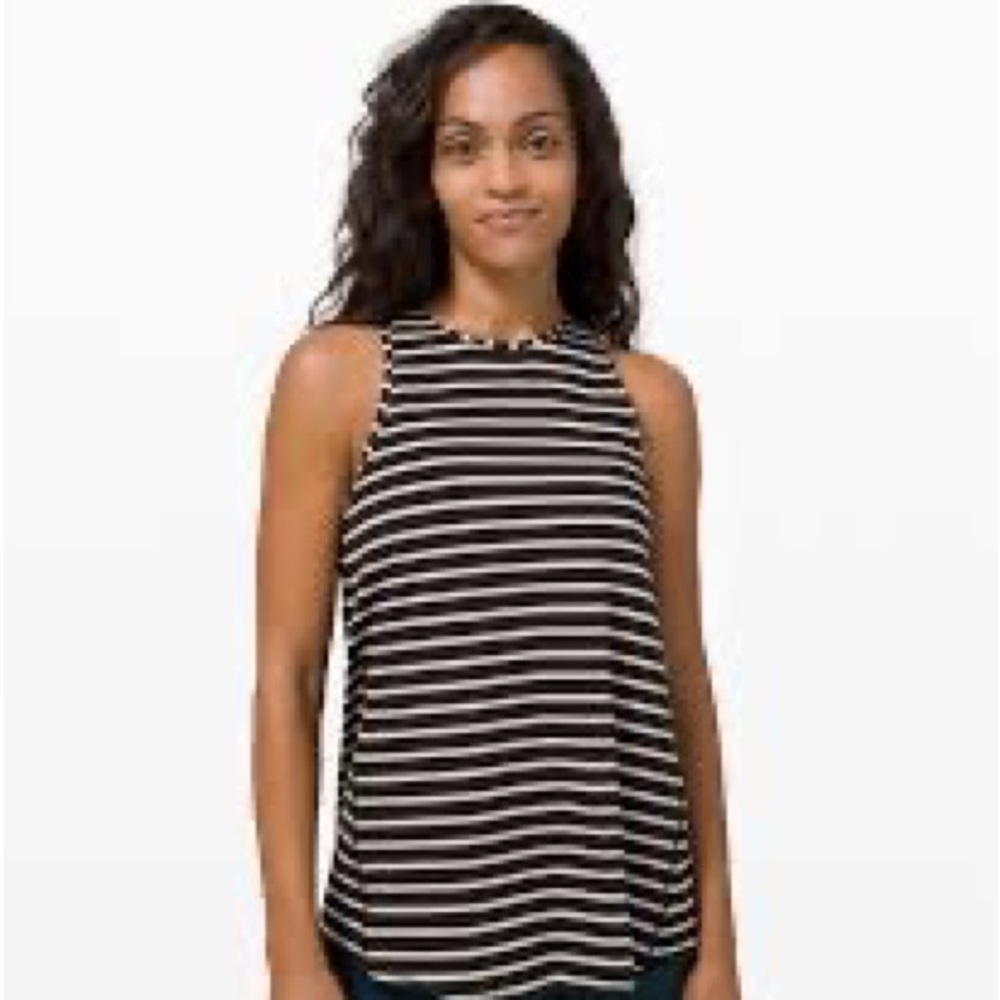 Lulu Lemon all tied up tank
